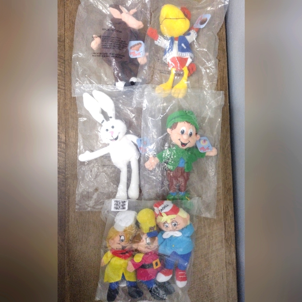 Set Of 7 Vintage Breakfast Babies Beanie Plushes
